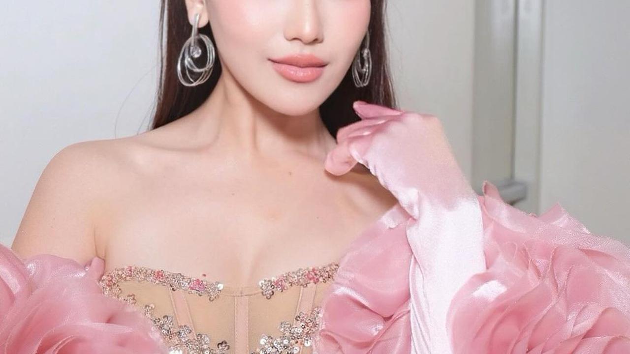 Potret Ayu Ting Ting di Acara Anugerah Dangdut Indonesia, Dipuji Cantik oleh Netizen