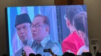 Perdana Menteri Malaysia Anwar Ibrahim dalam acara "Temu Anwar" yang diadakan di sela-sela KTT ke-43 ASEAN di Jakarta, Selasa (5/9/2023). (Liputan6/Benedikta Miranti)
