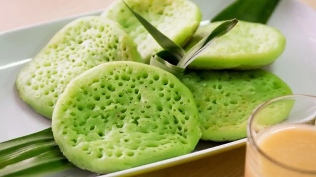 Serabi Hijau Pandan.