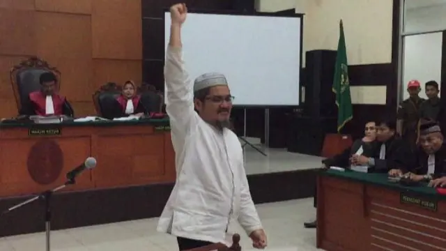 Jonru Ginting jalani persidangan