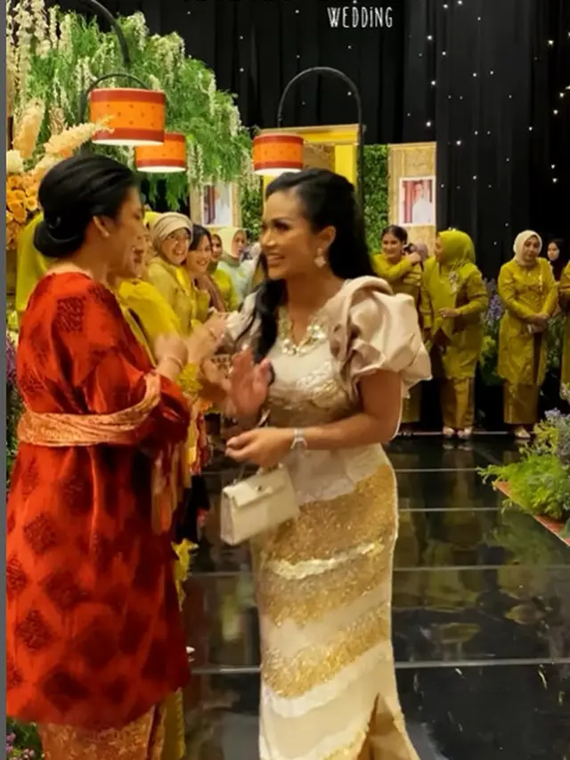 6 Momen Pernikahan Anak Sambung Bella Saphira, Penuh dengan Kebahagiaan