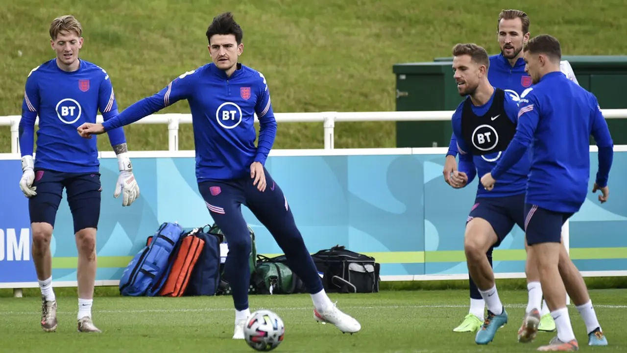FOTO: Inggris Siap Duel dengan Denmark di Semifinal Euro 2020