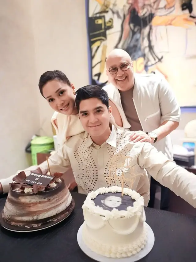 Potret Maia Estianty, Alyssa Daguise, dan Irwan Mussry Tampil Serasi di Ultah Al Ghazali