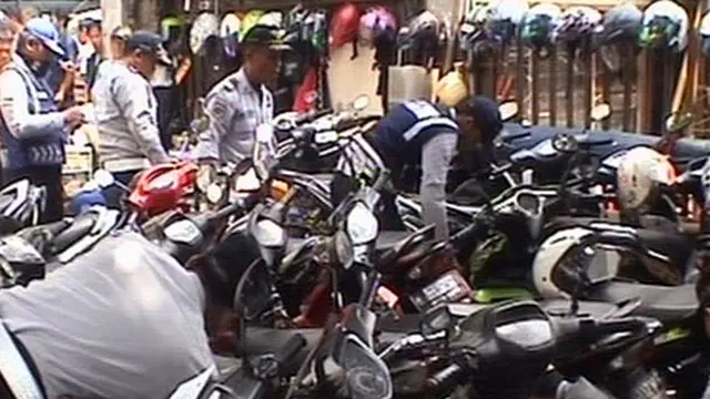 Pemarkir Nakal Tak Jera, Pemburu Pentil Ban Beraksi Lagi