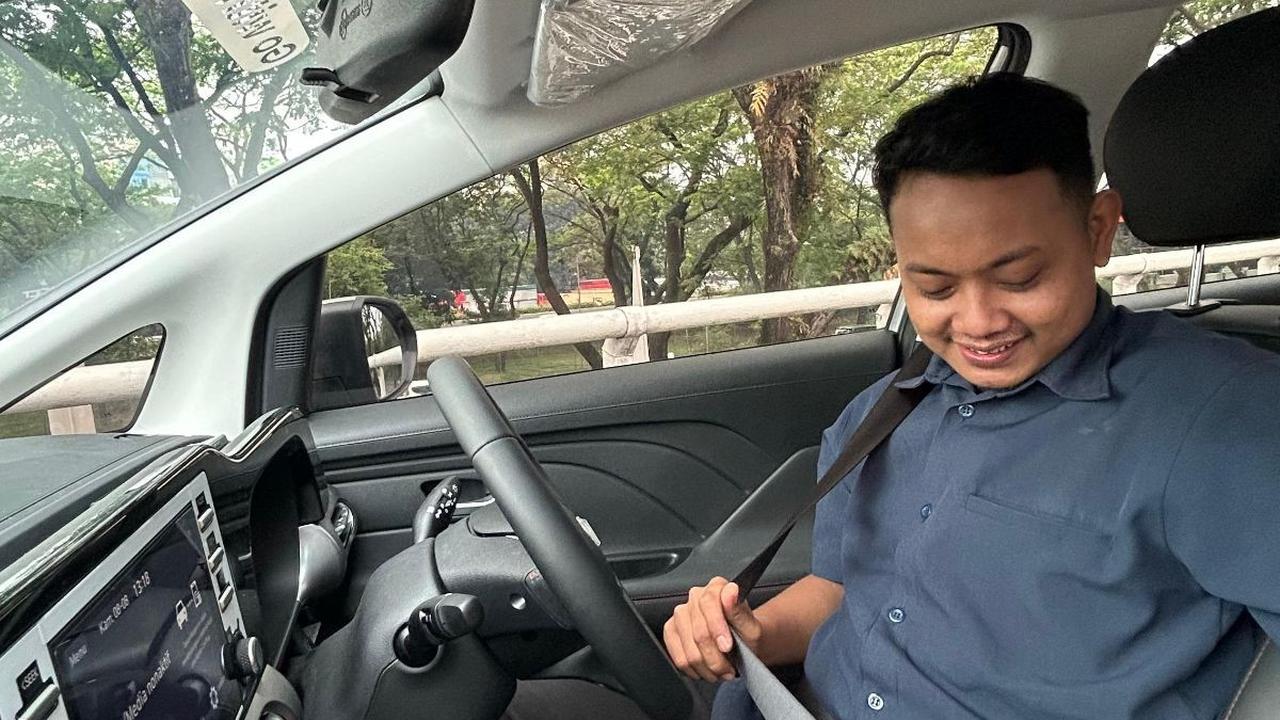 Menggunakan Sabuk Pengaman yang Tepat