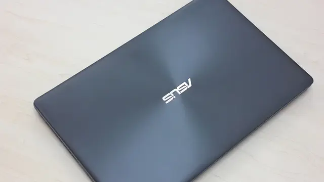 Asus X550Z, Laptop Bertenaga untuk Kerja &amp; Main Game