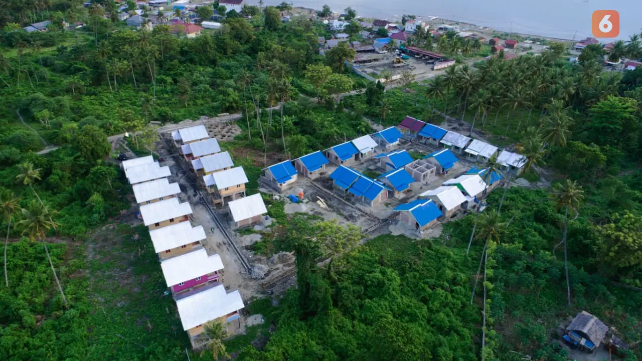 hunian di kawasan relokasi mandiri warga mamboro