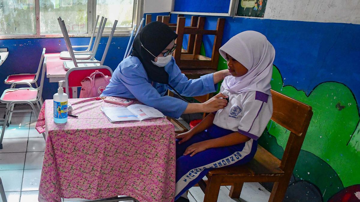 Antusias Murid SD Jalani Imunisasi HPV