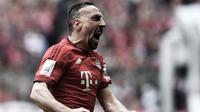 Video highlights 5 gol terbaik Bundesliga pekan ini yang teratas adalah tendangan salto penyerang sayap Bayern Munchen, Franck Ribery.