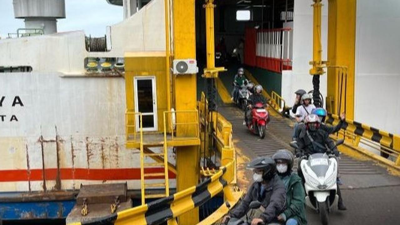 H-2 Lebaran, Ribuan Pemudik Motor Padati Pelabuhan Bakauheni
