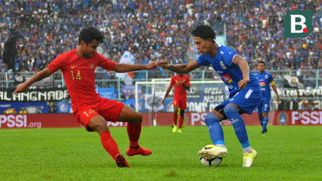 Arema FC vs Timnas Indonesia U-22
