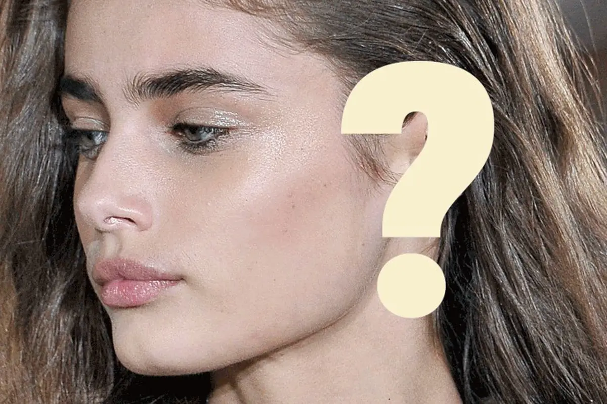 Lihat Tren Terbaru, Makeup Telinga, Seperti Apa?
