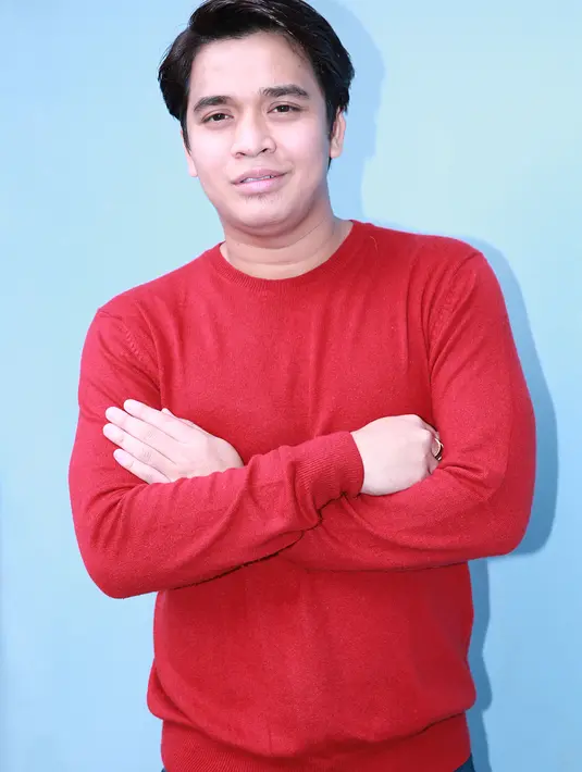 Adik almarhum Olga Syahputra itu juga tidak percaya mengenai orang ketiga yang menjadi penyebabnya. (Deki Prayoga/Bintang.com)