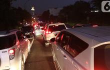 Cerita Wisatawan 'Korban' Macet Puncak: Keluar Vila di Puncak Pass Jam 8 Pagi, Jam 14.00 Cuma Sampai Gadog