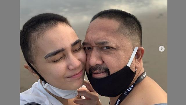 Demi Feby Febiola Suami Juga Rela Botakkan Rambut Showbiz Liputan6 Com