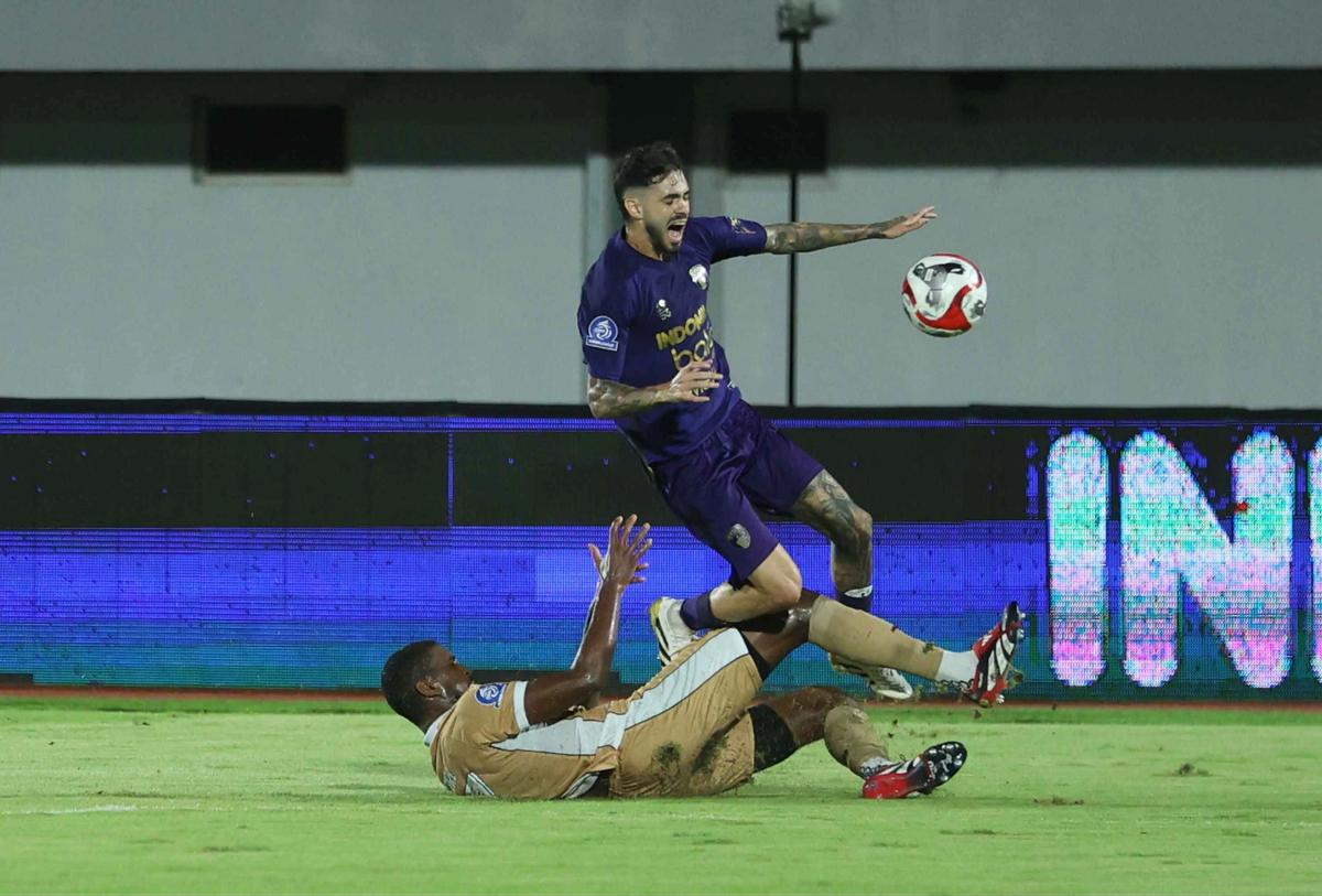FOTO: Dewa United Taklukkan Persita dalam Derby Banten