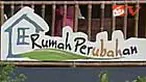 Melaui beragam kegiatan yang diselenggarakan Rumah Perubahan di Bekasi, jabar, anak-anak diajarkan mencintai lingkungan sejak dini. 