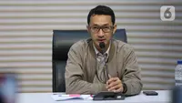Juru Bicara Komisi Pemberantasan Korupsi (KPK), Budi Prasetyo memberi keterangan terkait Operasi Tangkap Tangan (OTT) Bupati Tulungagung, Gatut Sunu Wibowo, di Gedung Merah Putih Komisi Pemberantasan Korupsi, Jakarta, Sabtu (11/4/2026). (Liputan6.com/Helmi Fithriansyah)