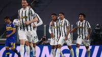 Juventus meraih kemenangan 3-1 atas Parma pada laga pekan ke-32 Serie A di Allianz Stadium, Kamis (22/4/2021) dini hari WIB. (AFP/Marco Bertorello)