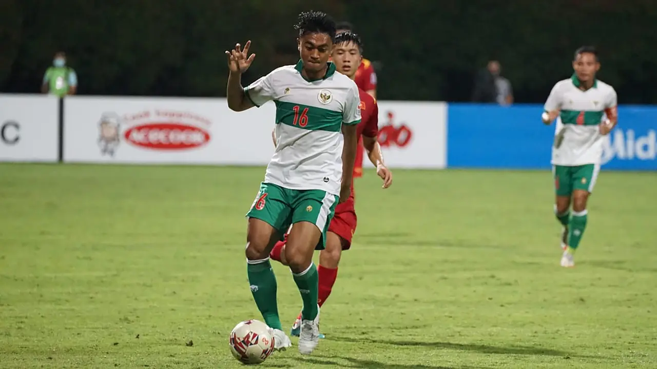 Foto: Fokus Bertahan, Timnas Indonesia Buat Vietnam Frustrasi dan Gigit Jari usai Hasil Imbang Tanpa Gol di Matchday Ketiga Piala AFF 2020