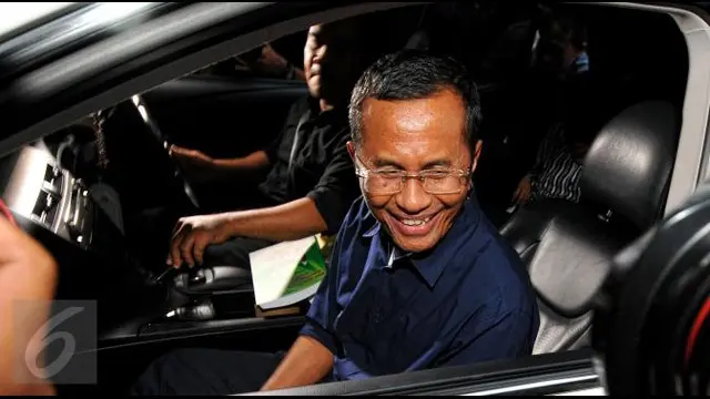 Pengadilan Negeri Jakarta Selatan mengabulkan gugatan praperadilan yang diajukan mantan Dirut PLN Dahlan Iskan atas penetapan tersangka terhadap dirinya oleh Kejaksaan Tinggi DKI Jakarta terkait tindak pidana korupsi.