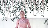 Dress Pink Brokat Transparan (Pinterest)
