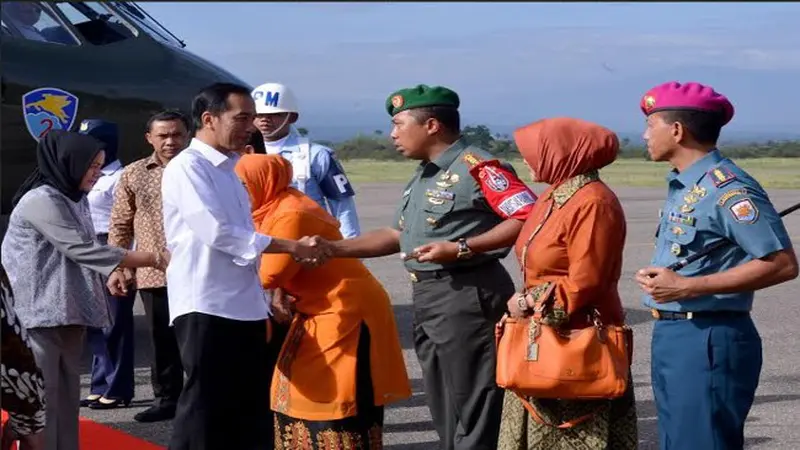 Jokowi Resmikan Pembangkit Listrik di Aceh dan Kalbar