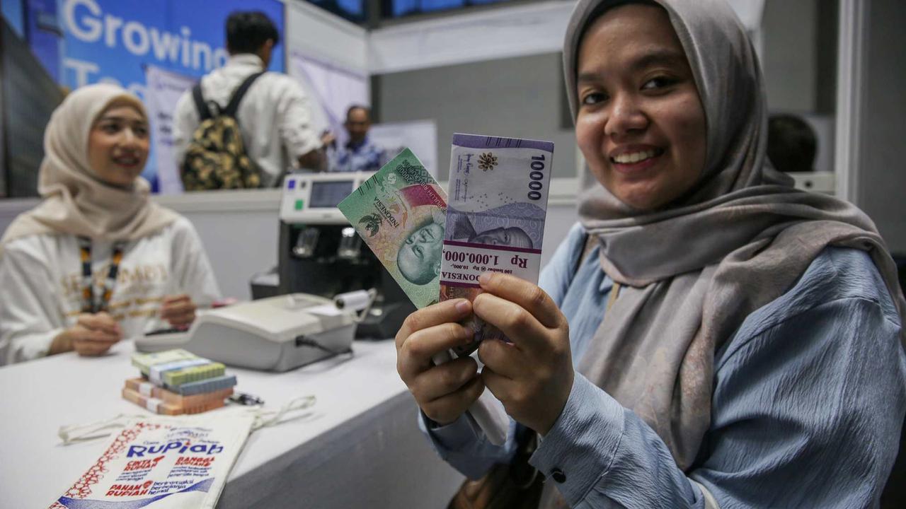Penukaran uang untuk Lebaran di Senayan