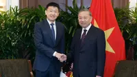 Forrest Li (kiri), Chairman dan Chief Executive Officer Sea, bertemu dengan Yang Mulia Tô Lâm, Presiden Republik Sosialis Vietnam, dalam rangka kunjungan kenegaraan Tô Lâm ke Singapura. (Dok Sea)