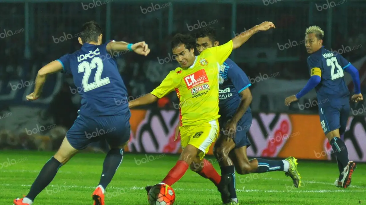 Arema Cronus vs Bhayangkara Surabaya United_TSC 2016