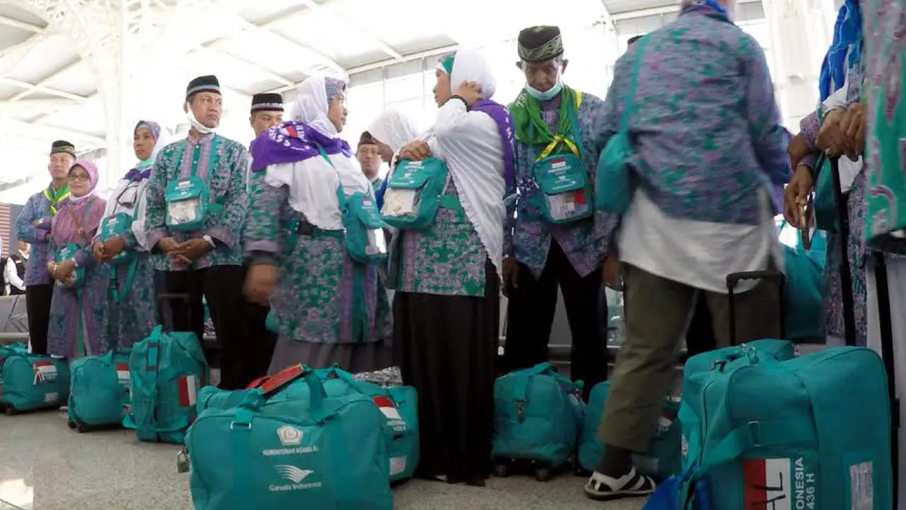 Jemaah calon haji Indonesia tiba di Madinah