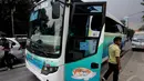  Guna memudahkan akses pengunjung menuju arena Jakarta International Expo (JIExpo) Kemayoran, Jakarta Pusat, shuttle bus atau halte pemberhentian bus akan ditambah menjadi 6 titik, dari tahun lalu yang hanya 3 titik (Liputan6.com/Faizal Fanani)