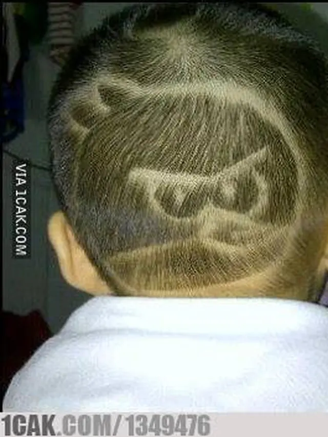 6 Potongan Rambut Bocah Ini Nyeleneh Banget, Tukang Cukur Iseng