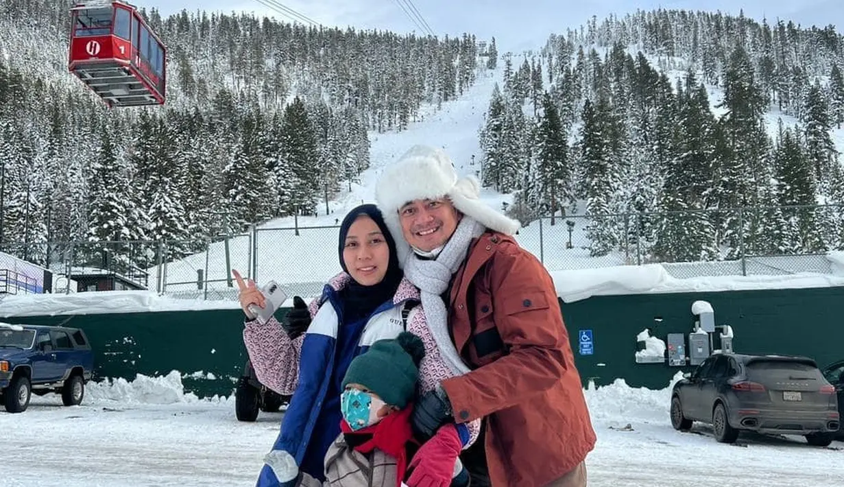 Ivan Fadilla dan Ibu Sambung Verrel Bramasta (Instagram/nyaisarni2)