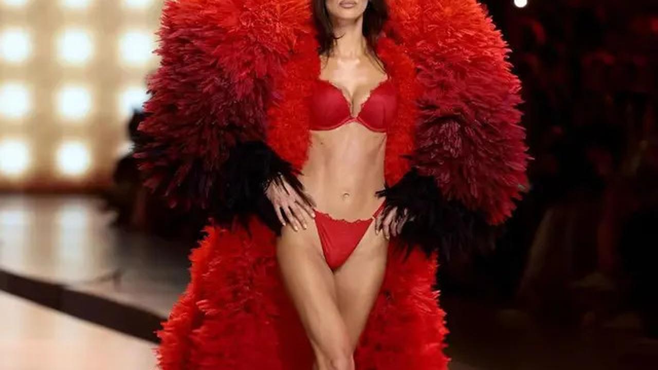 8 Adu Gaya Para 'Angels' dengan Sayap Megah di Victoria's Secret 2024 Fashion Show, Gigi-Bella Hadid hingga Barbara Palvin