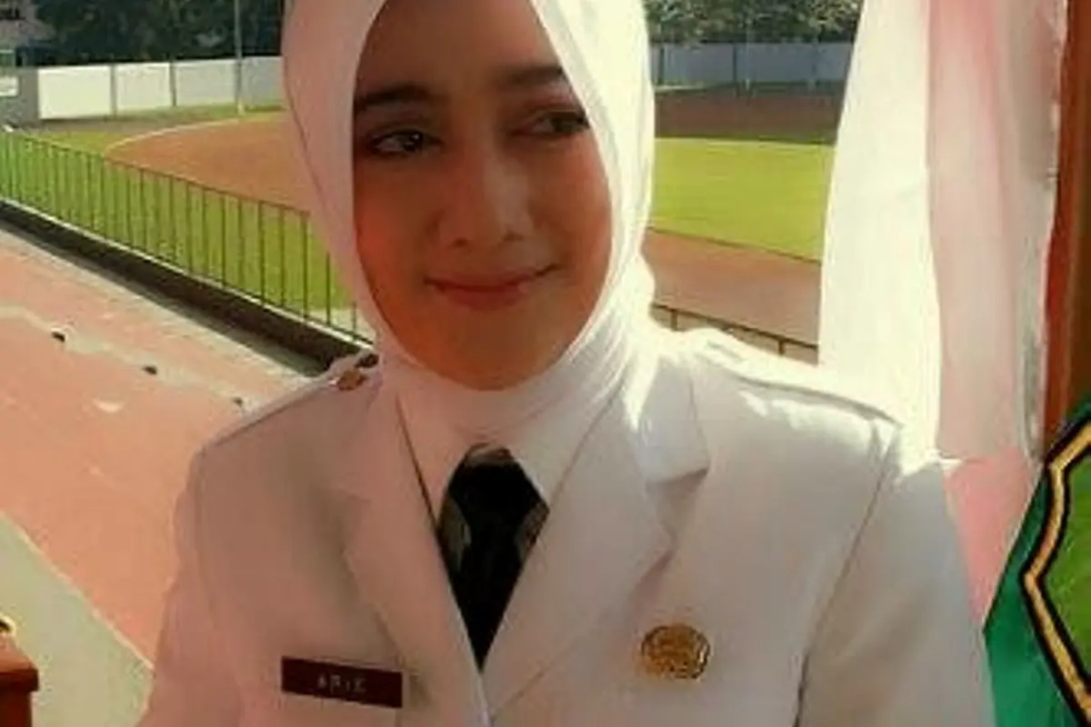 Kenalan Dengan Lurah Paling Cantik Se-Bekasi, Yuk!