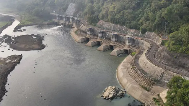 PT PLN (Persero) memastikan siap menjalankan transisi energi.