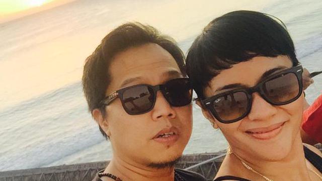 Orang Ke 3 Penyebab Ade Sechan Sandhy Sondoro Cerai Showbiz Liputan6 Com