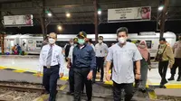 Kunjungan Kerja ke Purwokerto, Menko PMK Gunakan Kereta Mewah