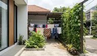 8 Desain Area Jemur Tersembunyi di Samping Rumah agar Tidak Terlihat dari Jalan