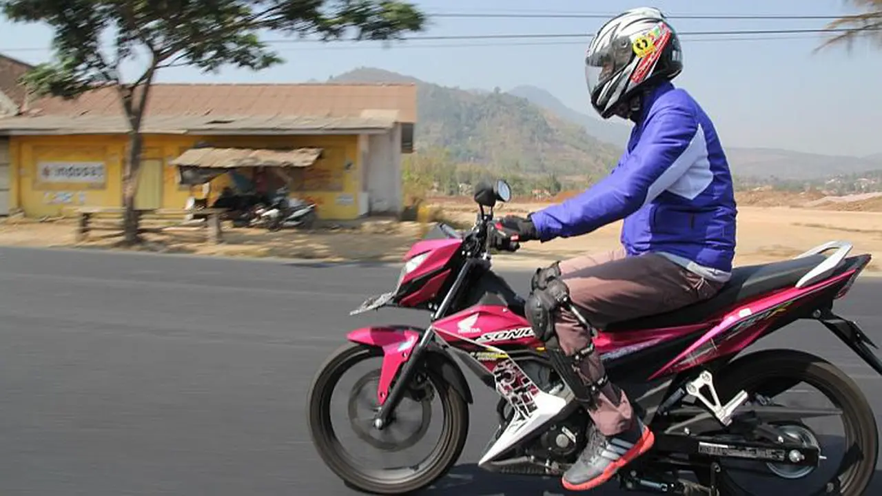 Honda Sonic 150R