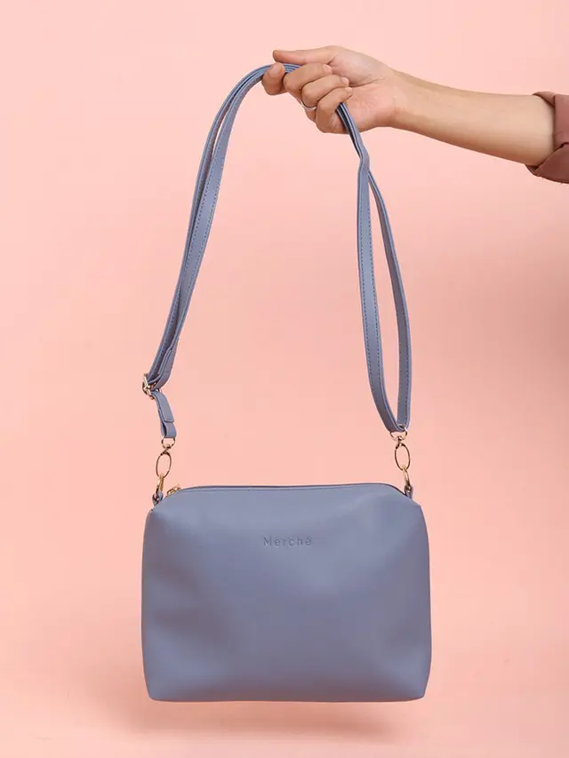 Item Fashion Warna Pantone 2020