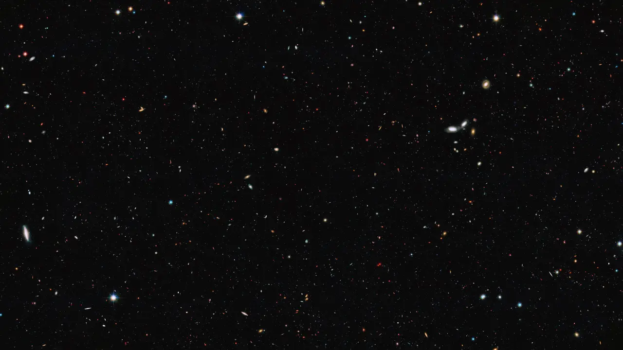 Sejumlah galaksi di alam semesta yang terlihat oleh Teleskop Hubble