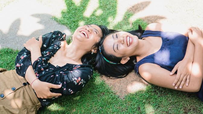 35 Kata-Kata Mutiara Bijak tentang Tertawa yang Cocok ...