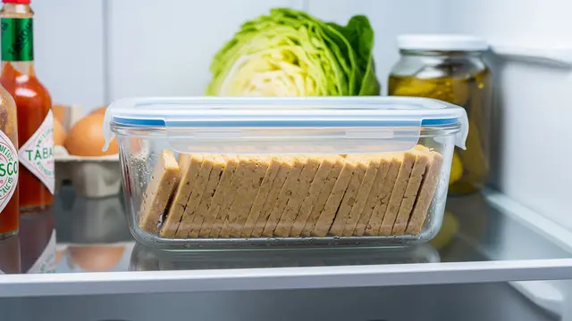 Menyimpan Tempe di Lemari Es