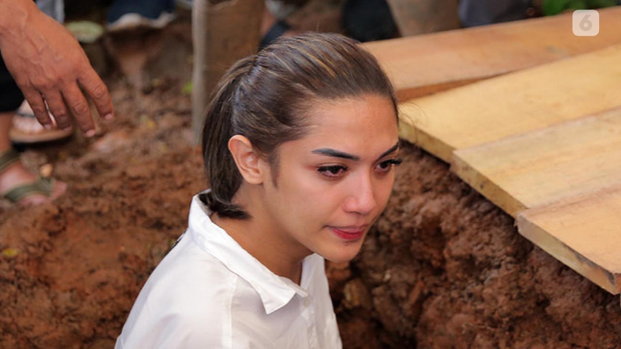 [Bintang] Milen Cyrus