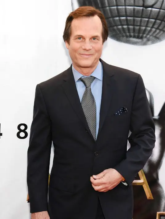 Berita kepergian Bill pertama kali disampaikan oleh pihak keluarga yang kemudian disiarkan oleh The Guardian. Keluarga mengatakan penyebab kematian Bill akibat sakit jantung yang dideritanya. (AFP/Bintang.com)