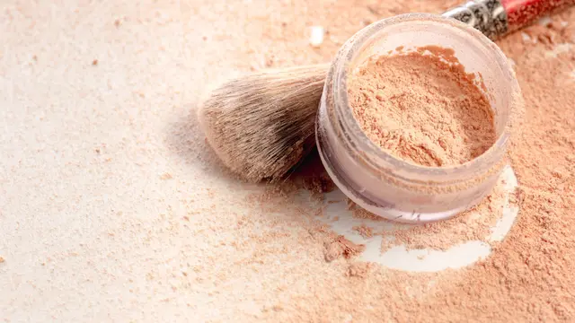 Beda Jenis Bedak, Beda Juga Fungsinya untuk Menyempurnakan Makeup