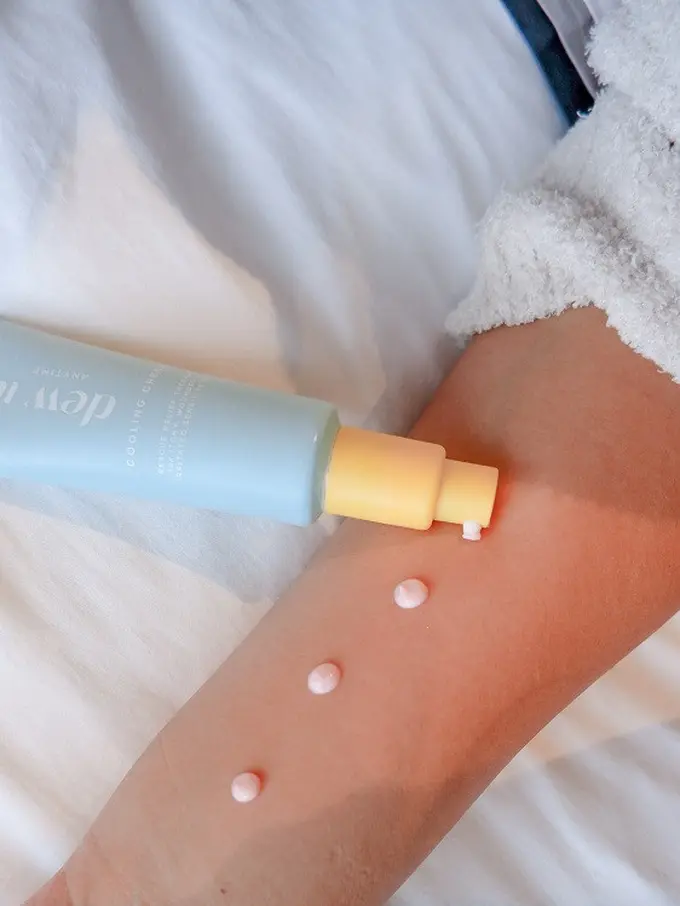 Krim Multifungsi Cocok untuk Dibawa Traveling, Bisa Redakan Jerawatn wajah Hingga Punggung