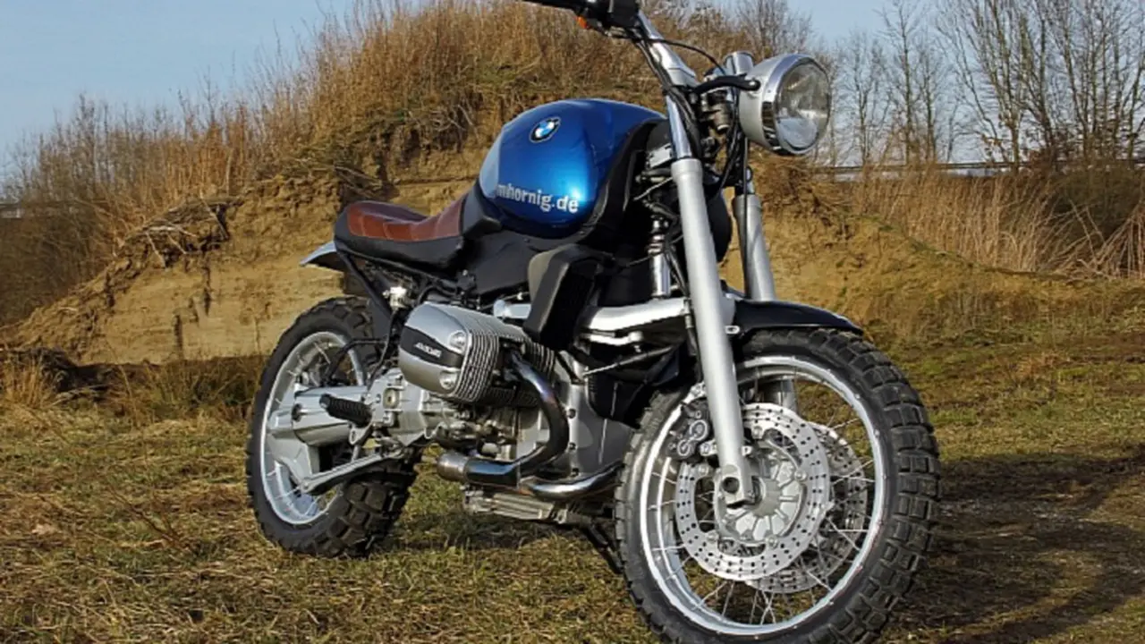 BMW R1100R, Motor Telanjang Bertampang Sangar
